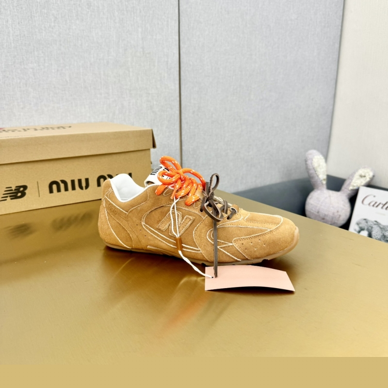 Miu Miu Casual Shoes